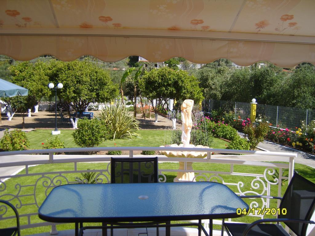 Elisabeth Villas Kerveli Habitación foto